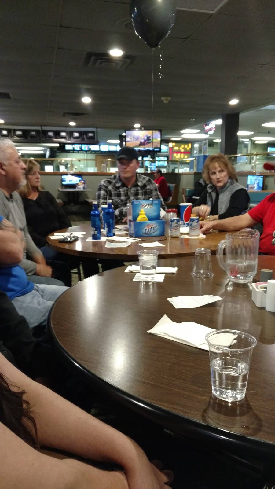 Finish Line Restaurant | restaurant | 700 E Stolley Park Rd, Grand Island, NE 68801, USA | 3083980680 OR +1 308-398-0680