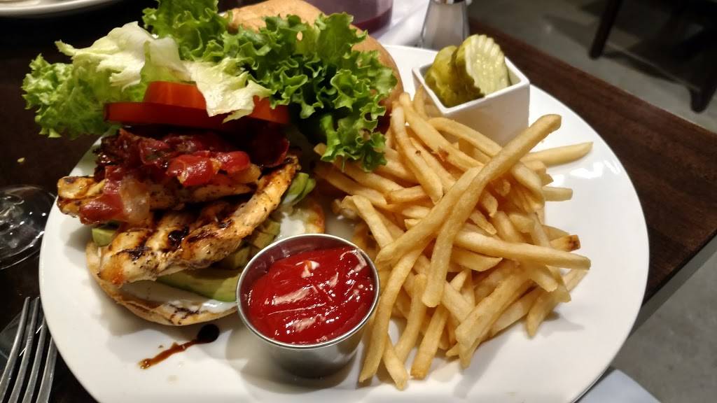 Stageplate Bistro - Arlington | restaurant | 900 N Glebe Rd, Arlington, VA 22203, USA | 7038414790 OR +1 703-841-4790