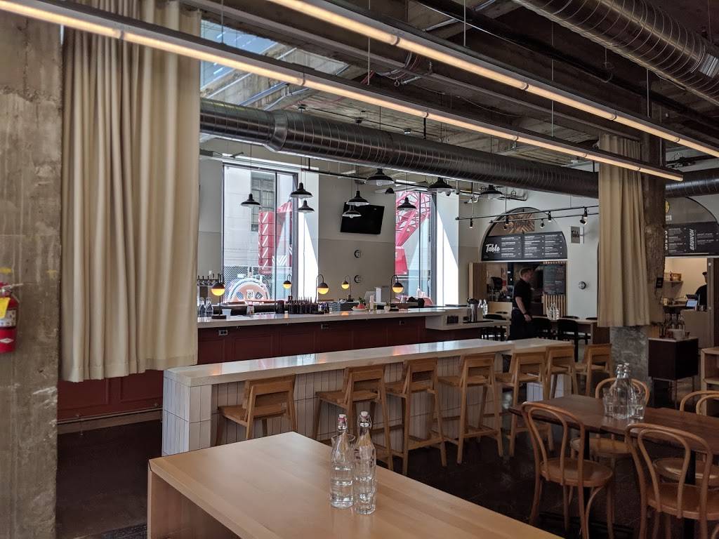 Lucky’s Noble BBQ | restaurant | 160 W Fort St, Detroit, MI 48226, USA | 9182978550 OR +1 918-297-8550