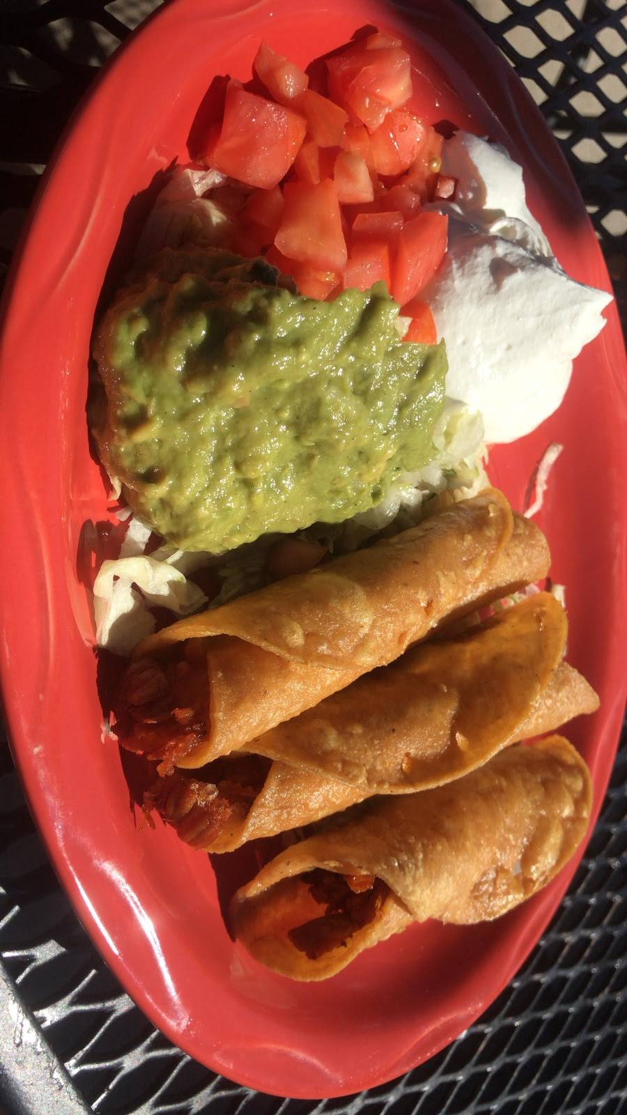 Potters Place and Two-Nine Martini Lounge | restaurant | 29 W Jefferson Ave, Naperville, IL 60540, USA | 6303559165 OR +1 630-355-9165