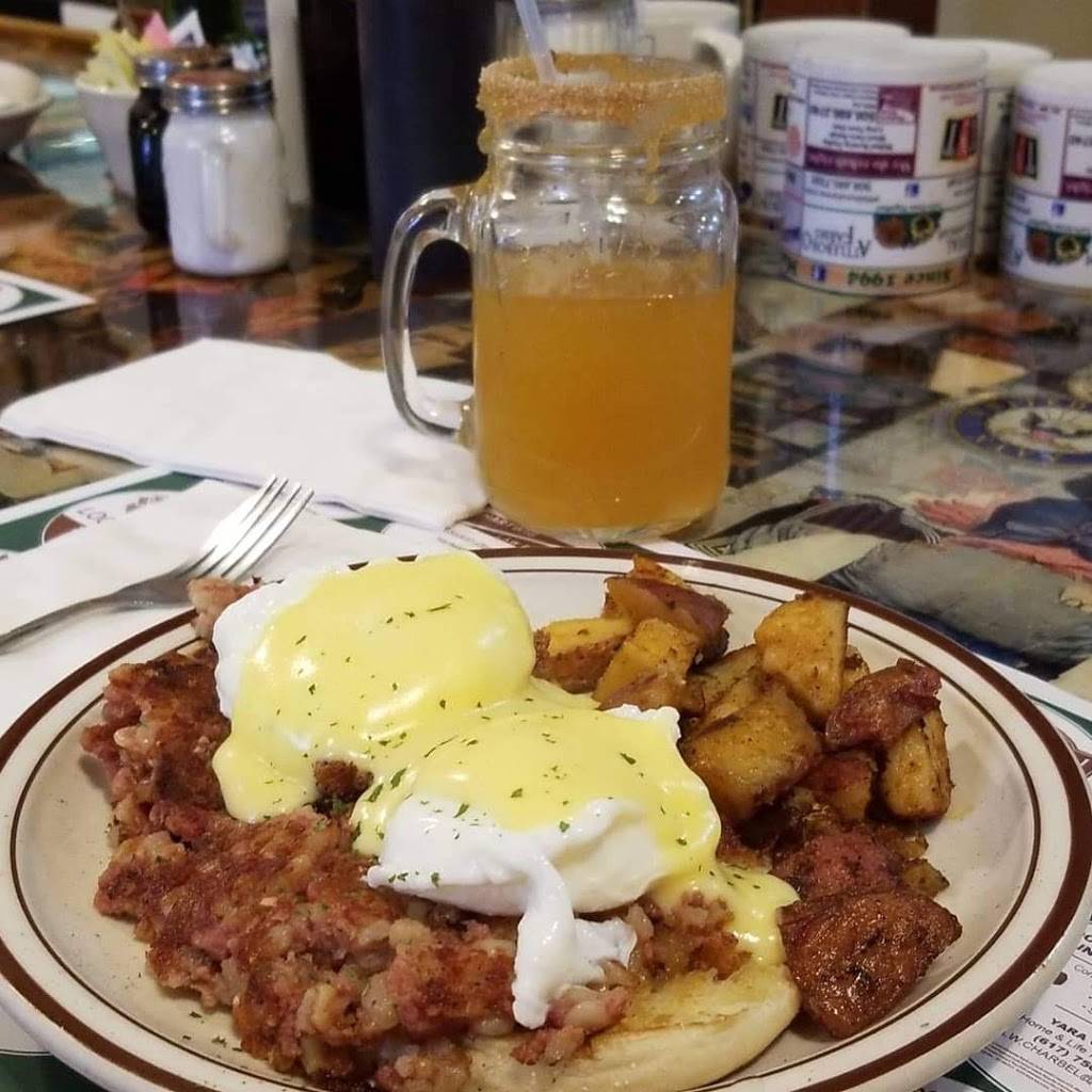 Mackies Restaurant & Country Store | restaurant | 49 N Washington St, North Attleborough, MA 02760, USA | 5086434141 OR +1 508-643-4141