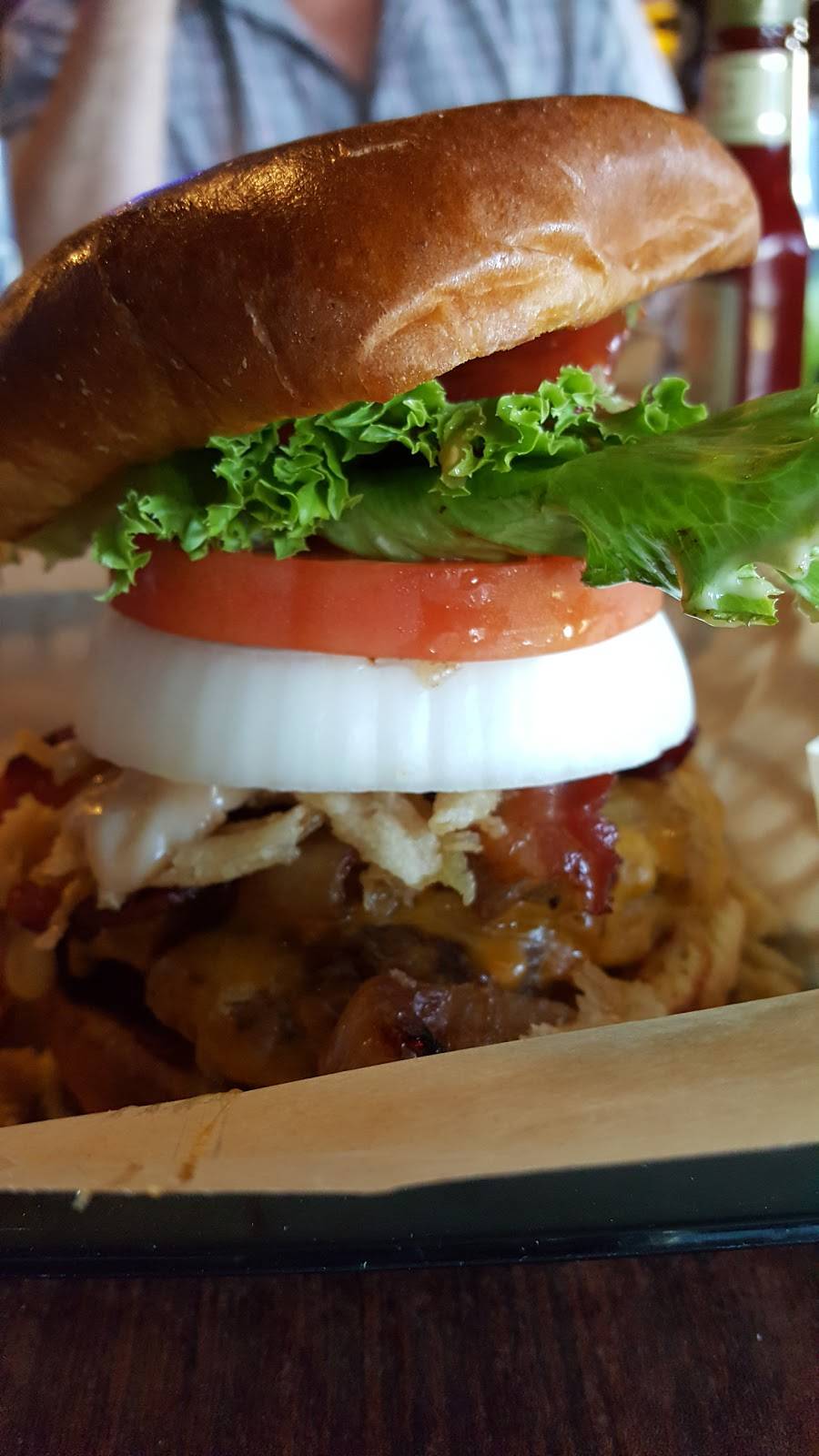 Mr Brews Taphouse Verona | restaurant | 611 Hometown Circle Suite 104 Suite 104, Verona, WI 53593, USA | 6084973007 OR +1 608-497-3007