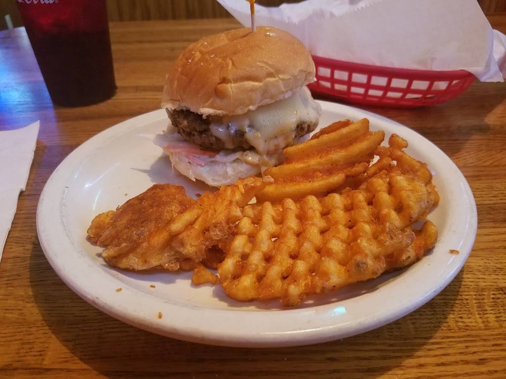 Betty Jo Byoloskis | restaurant | 66 Center St, Winona, MN 55987, USA | 5074542687 OR +1 507-454-2687