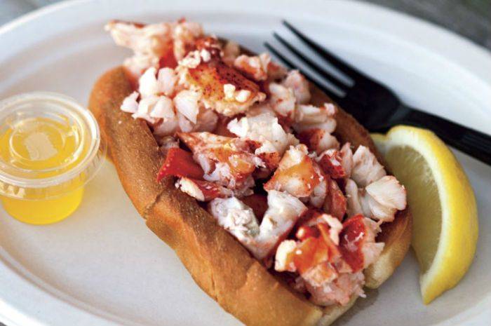 Pinks Lobster Rolls | restaurant | 67 Depot Rd. - (Bus. Office Kittery, Outlets - Store Location, Eliot, ME 03903, USA | 2074321191 OR +1 207-432-1191