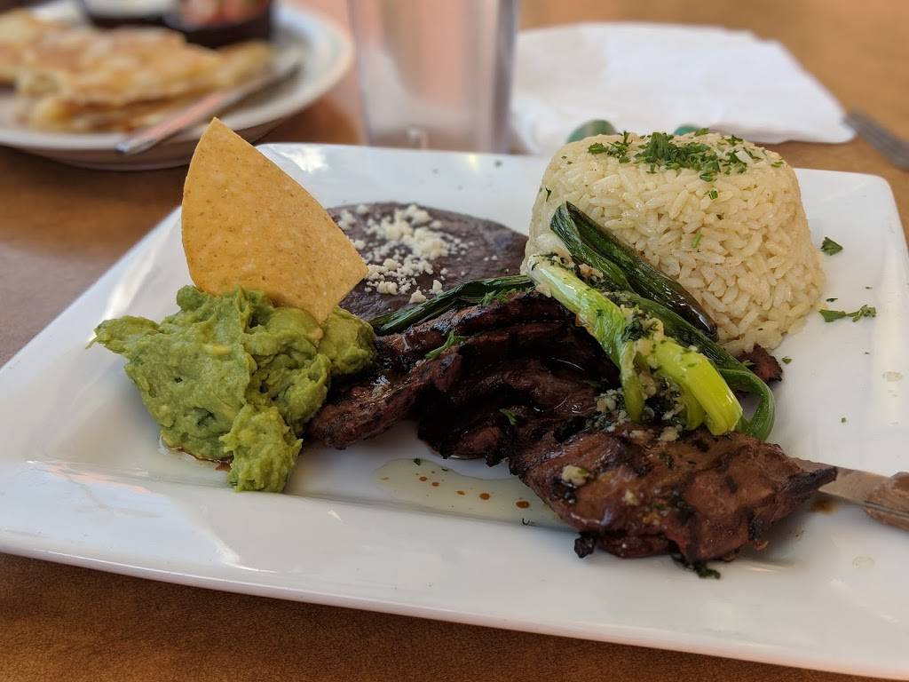 El Rinconcito Chapin | restaurant | 3330 Broadview Rd, Cleveland, OH 44109, USA | 2167955776 OR +1 216-795-5776