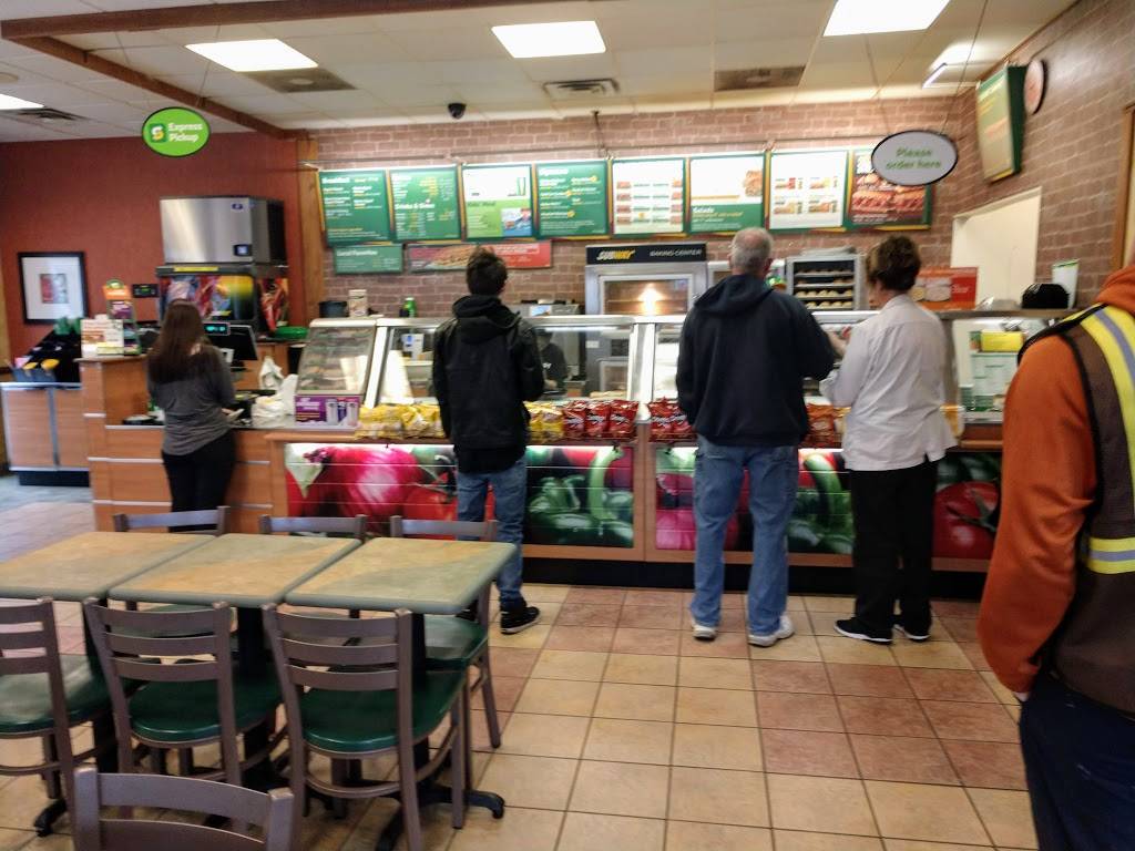 Subway | restaurant | 2918 Gallia St, Portsmouth, OH 45662, USA | 7403539500 OR +1 740-353-9500