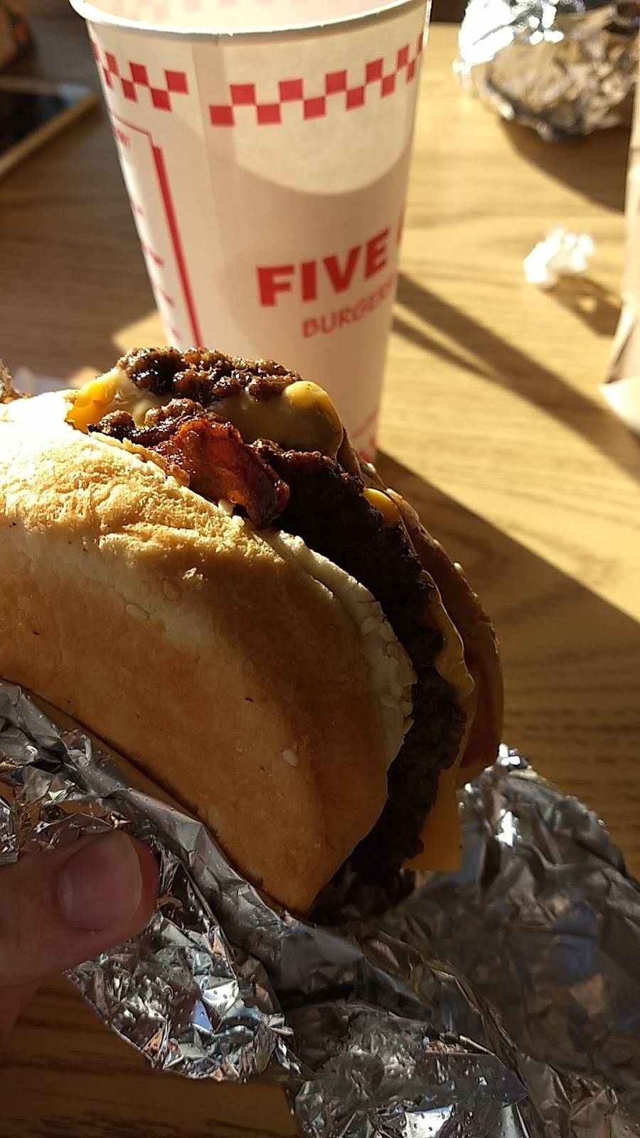 Five Guys | meal takeaway | 500 E Merritt Island Causeway, Merritt Island, FL 32952, USA | 3214521680 OR +1 321-452-1680