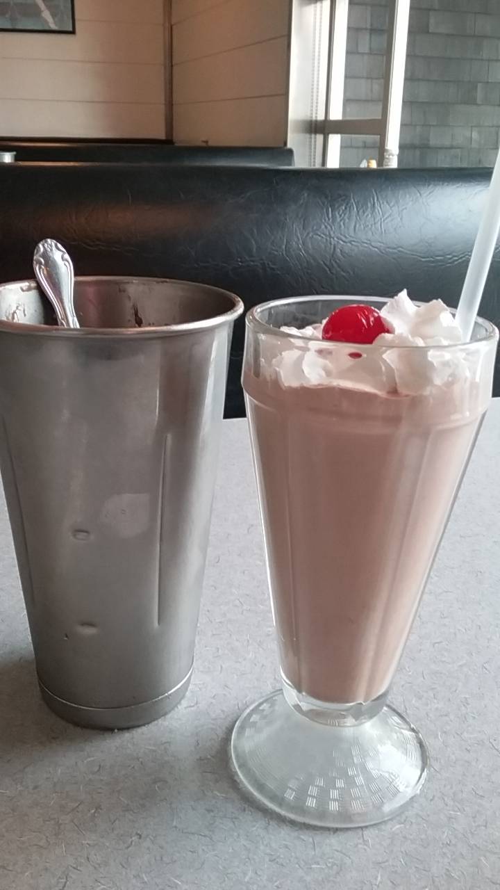 Rockn Robs Famous Burgers | restaurant | 450 Dondee St #1, Pacifica, CA 94044, USA | 6503593663 OR +1 650-359-3663