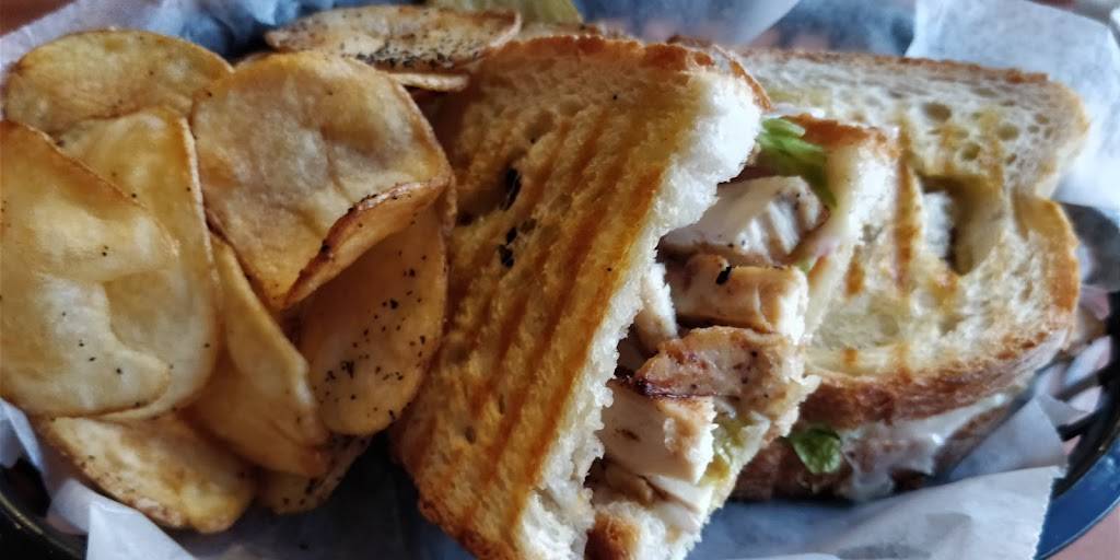 Menas Pizzeria | restaurant | 914 Washington St, Harpers Ferry, WV 25425, USA | 3045356362 OR +1 304-535-6362