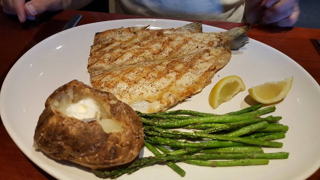 Red Lobster | restaurant | 3464 River Towne Point Circle, Grandville, MI 49418, USA | 6164061190 OR +1 616-406-1190