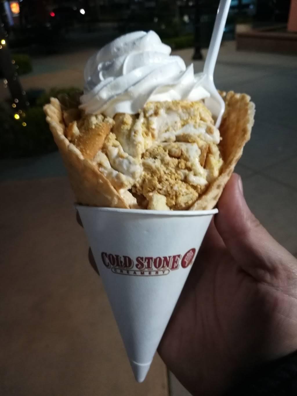 Cold Stone Creamery | bakery | 261 W 5th St, Oxnard, CA 93030, USA | 8053857201 OR +1 805-385-7201