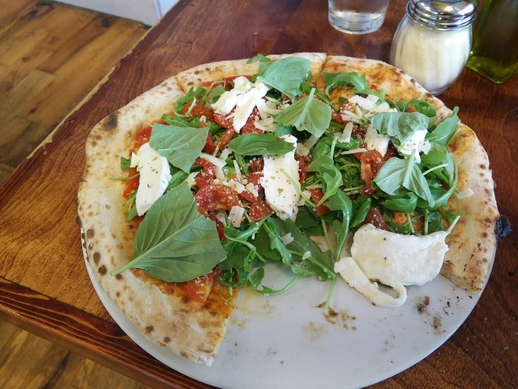 Paccis Trattoria | restaurant | 6 Post Office Rd, Silver Spring, MD 20910, USA | 3015880867 OR +1 301-588-0867