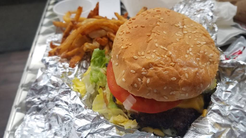 Hamburger Mikey | restaurant | 1125 3rd St, Muskegon, MI 49441, USA | 2313279028 OR +1 231-327-9028