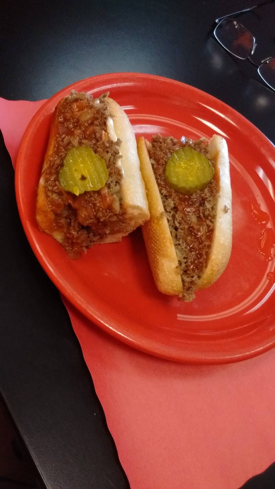 Chrissys Steak Shop | restaurant | 3063 William Penn Hwy, Easton, PA 18045, USA | 6102534033 OR +1 610-253-4033