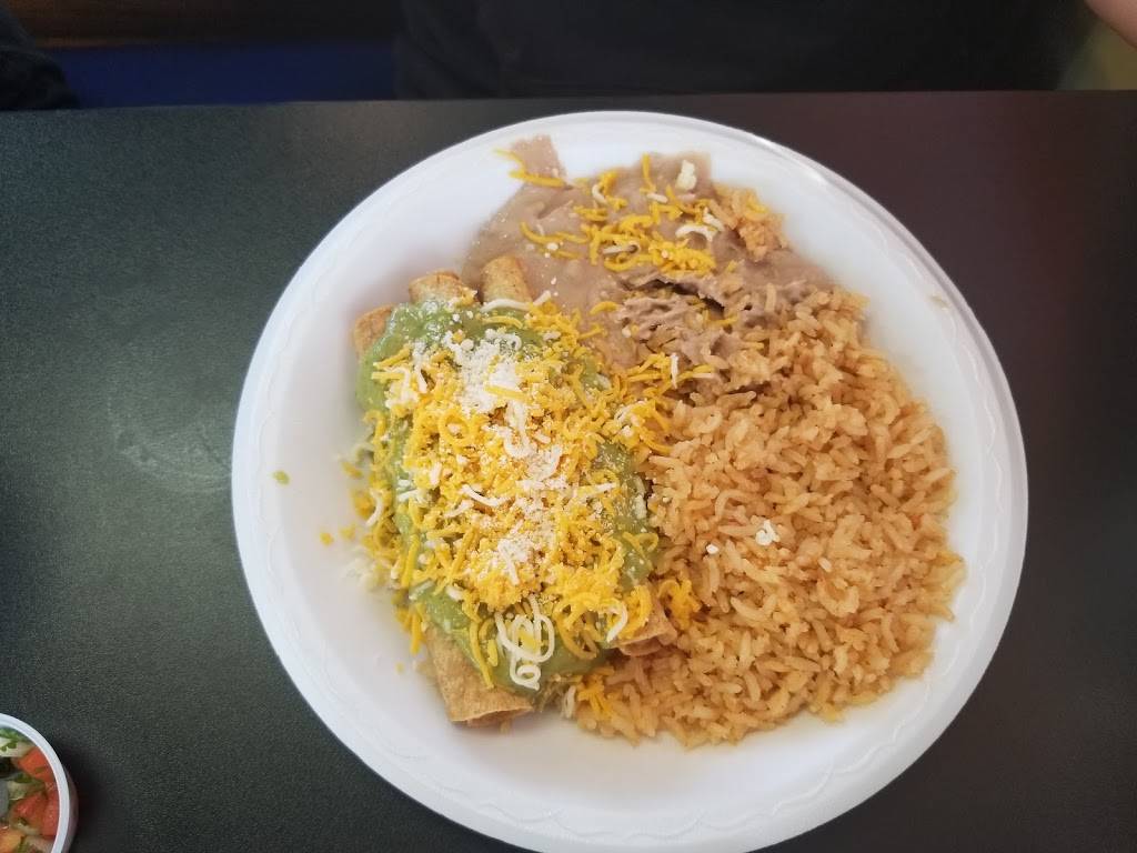 Taco Exxpress | restaurant | 1730 W Texas St, Fairfield, CA 94533, United States | 7076399666 OR +1 707-639-9666