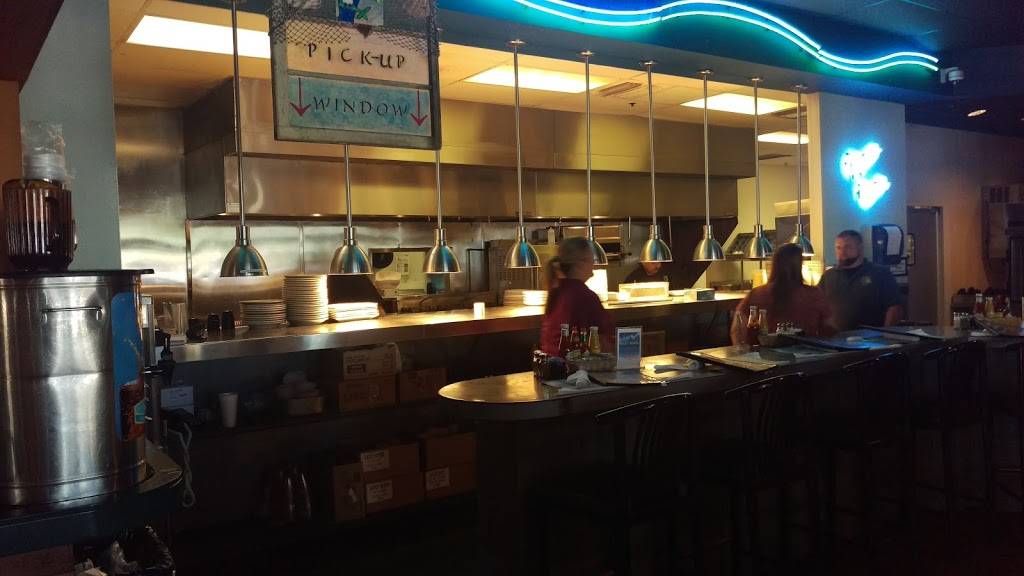 The Half Shell | restaurant | 7825 Winchester Rd, Memphis, TN 38125, USA | 9017376755 OR +1 901-737-6755