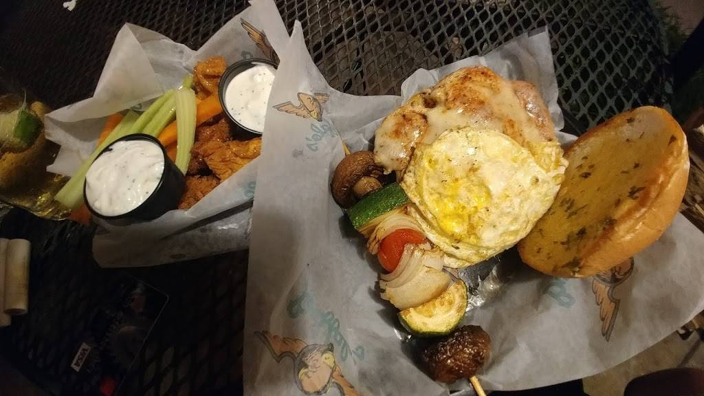 Buffalos | restaurant | 5380 Wendy Bagwell Pkwy, Hiram, GA 30141, USA | 7704392831 OR +1 770-439-2831