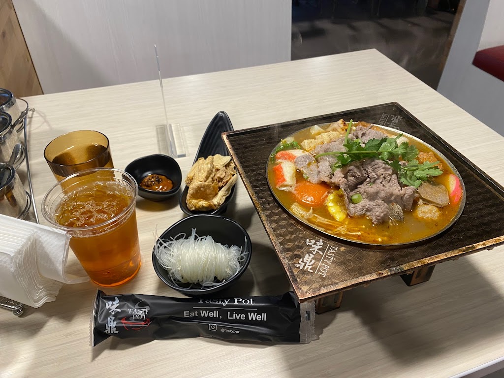 Tasty Pot | restaurant | 4509 University Way NE, Seattle, WA 98105, USA | 2063973746 OR +1 206-397-3746