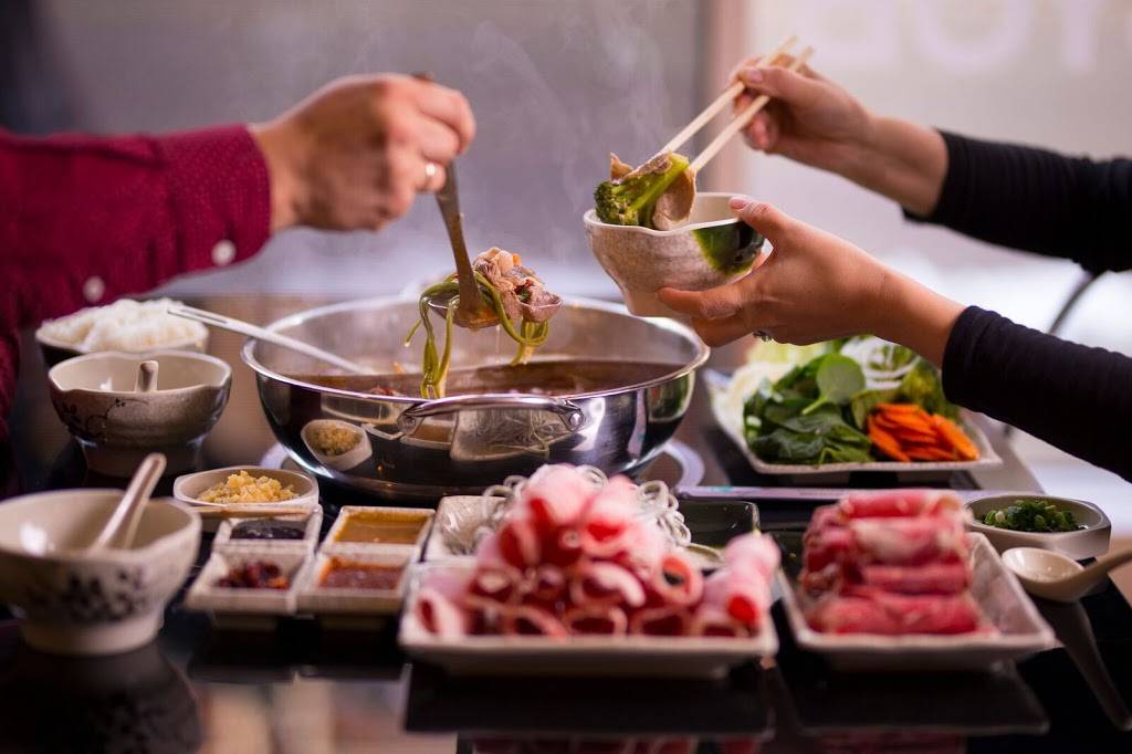Grand Mongolian Hot Pot | restaurant | 510 W Touhy Ave, Park Ridge, IL 60068, USA | 2248184000 OR +1 224-818-4000