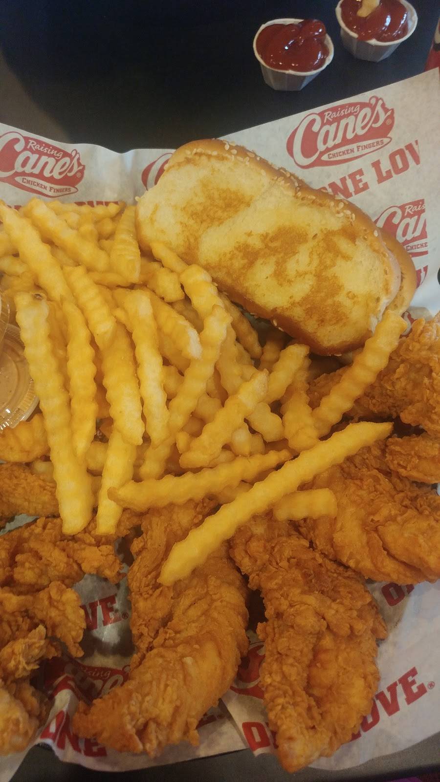 Raising Canes Chicken Fingers | meal takeaway | 14100 N Pennsylvania Ave, Oklahoma City, OK 73134, USA | 4057539209 OR +1 405-753-9209