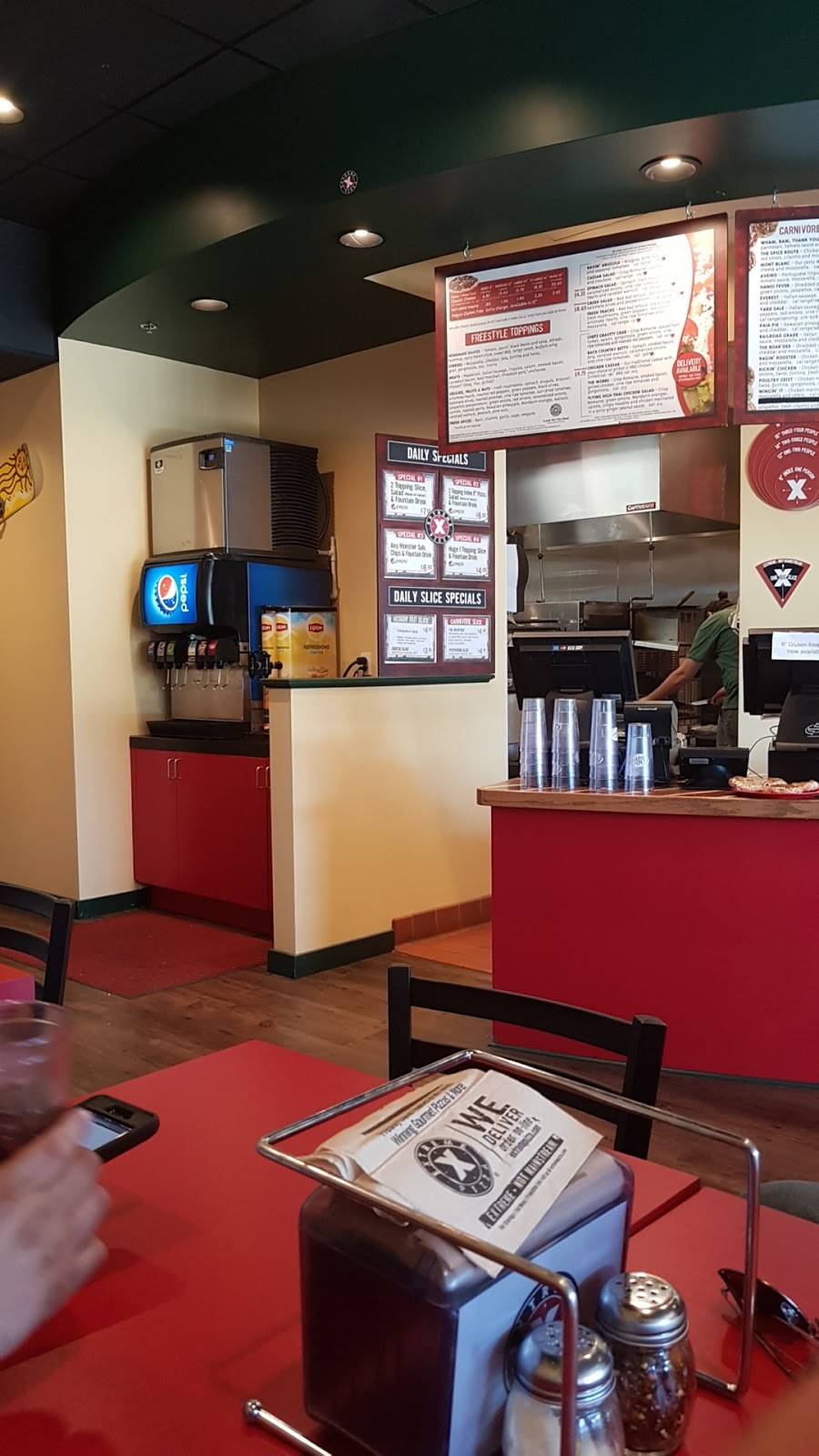 Extreme Pizza | meal takeaway | 9240 Old Redwood Hwy #116, Windsor, CA 95492, USA | 7076870777 OR +1 707-687-0777