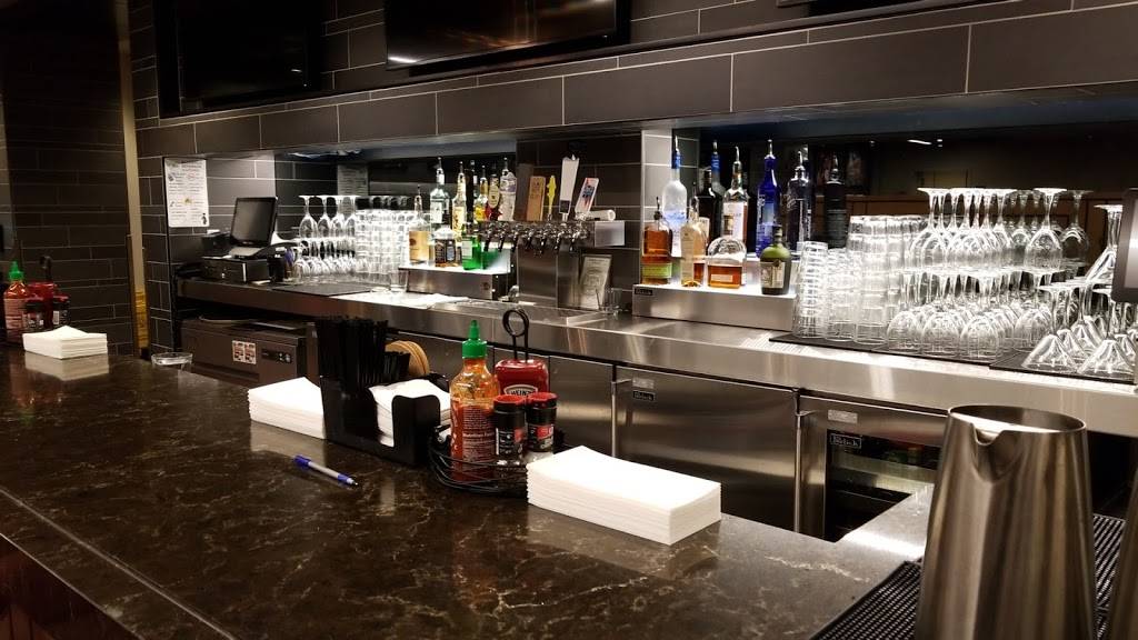 Murphys Grill | restaurant | 620, Edward J. Pryzbyla University Center, Michigan Ave NE, Washington, DC 20064, USA | 2023194770 OR +1 202-319-4770