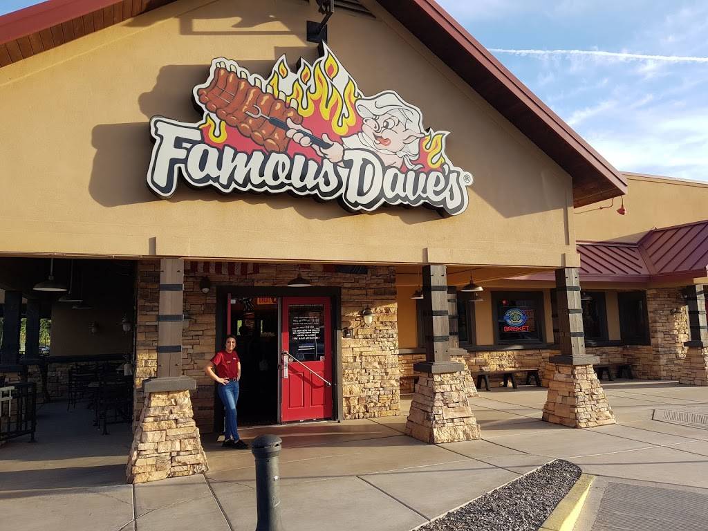 Famous Daves Bar-B-Que | restaurant | 3250 W Frye Rd, Chandler, AZ 85226, USA | 4807821212 OR +1 480-782-1212