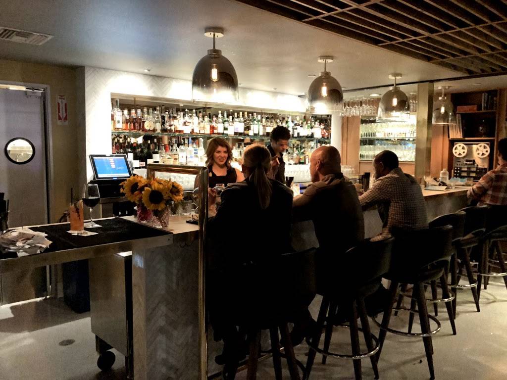 Mister O’s | restaurant | 11838 Ventura Blvd, Studio City, CA 91604, USA | 8183583839 OR +1 818-358-3839