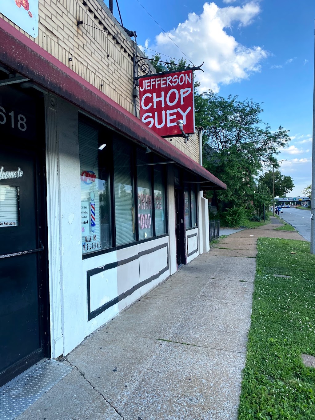 Jefferson Chop Suey | restaurant | 1622 S Jefferson Ave, St. Louis, MO 63104, USA | 3147731688 OR +1 314-773-1688