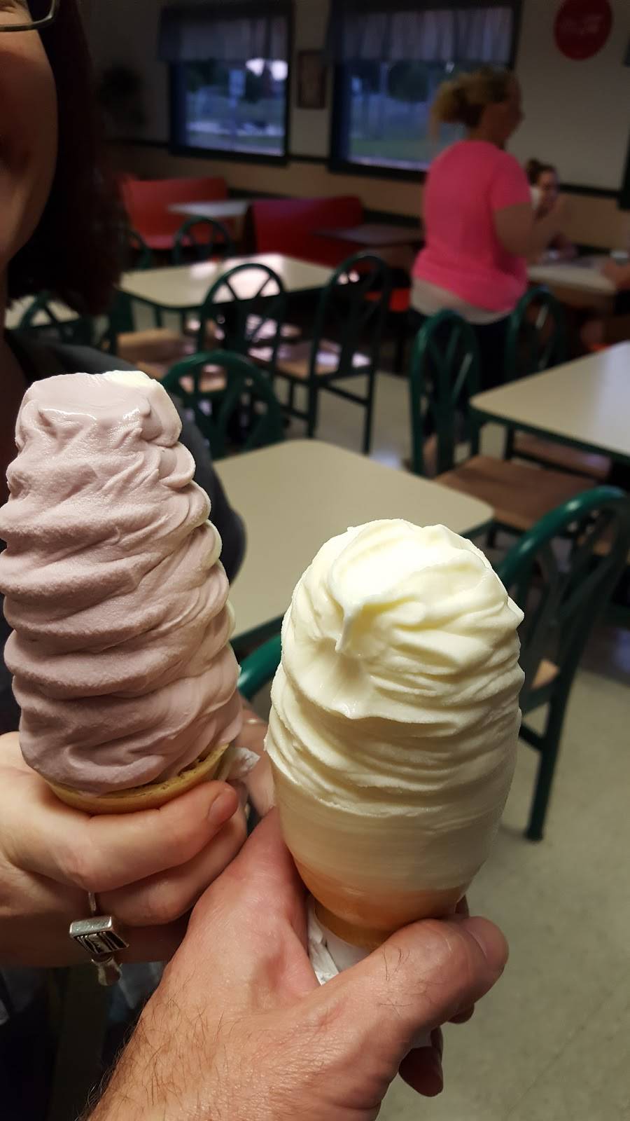 Starbucks Drive-In | restaurant | 1620 W Lincoln Hwy, Nevada, IA 50201, USA | 5153824071 OR +1 515-382-4071