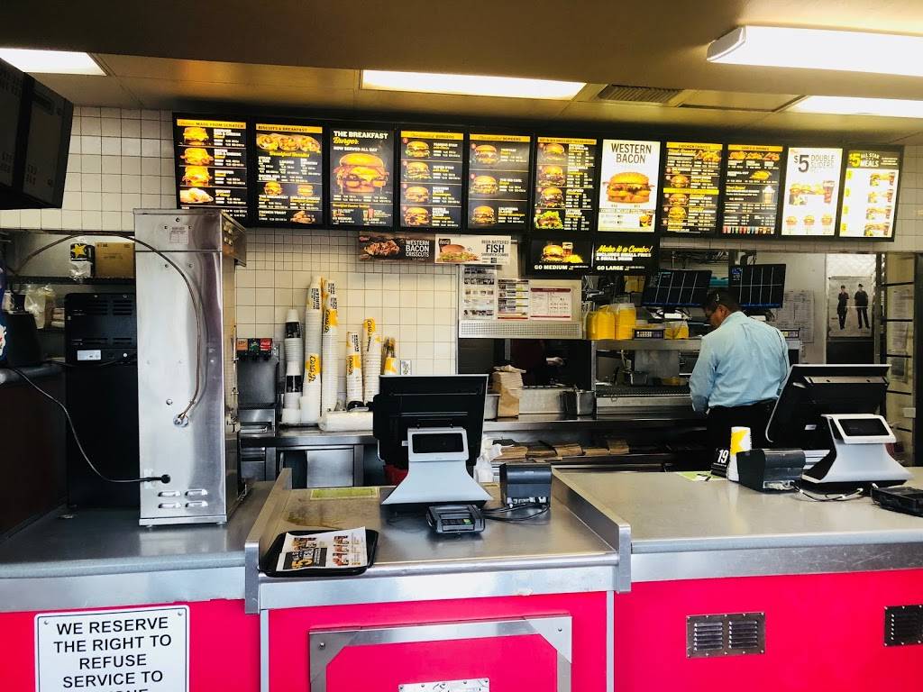 Carls Jr. | meal takeaway | 5166 Vineland Ave, North Hollywood, CA 91601, USA | 8187635240 OR +1 818-763-5240
