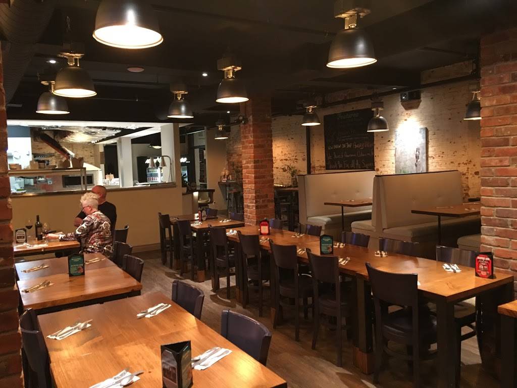 Pie Eyed Monk Brewery | restaurant | 8 Cambridge St N, Lindsay, ON K9V 4C3, Canada | 7052122200 OR +1 705-212-2200