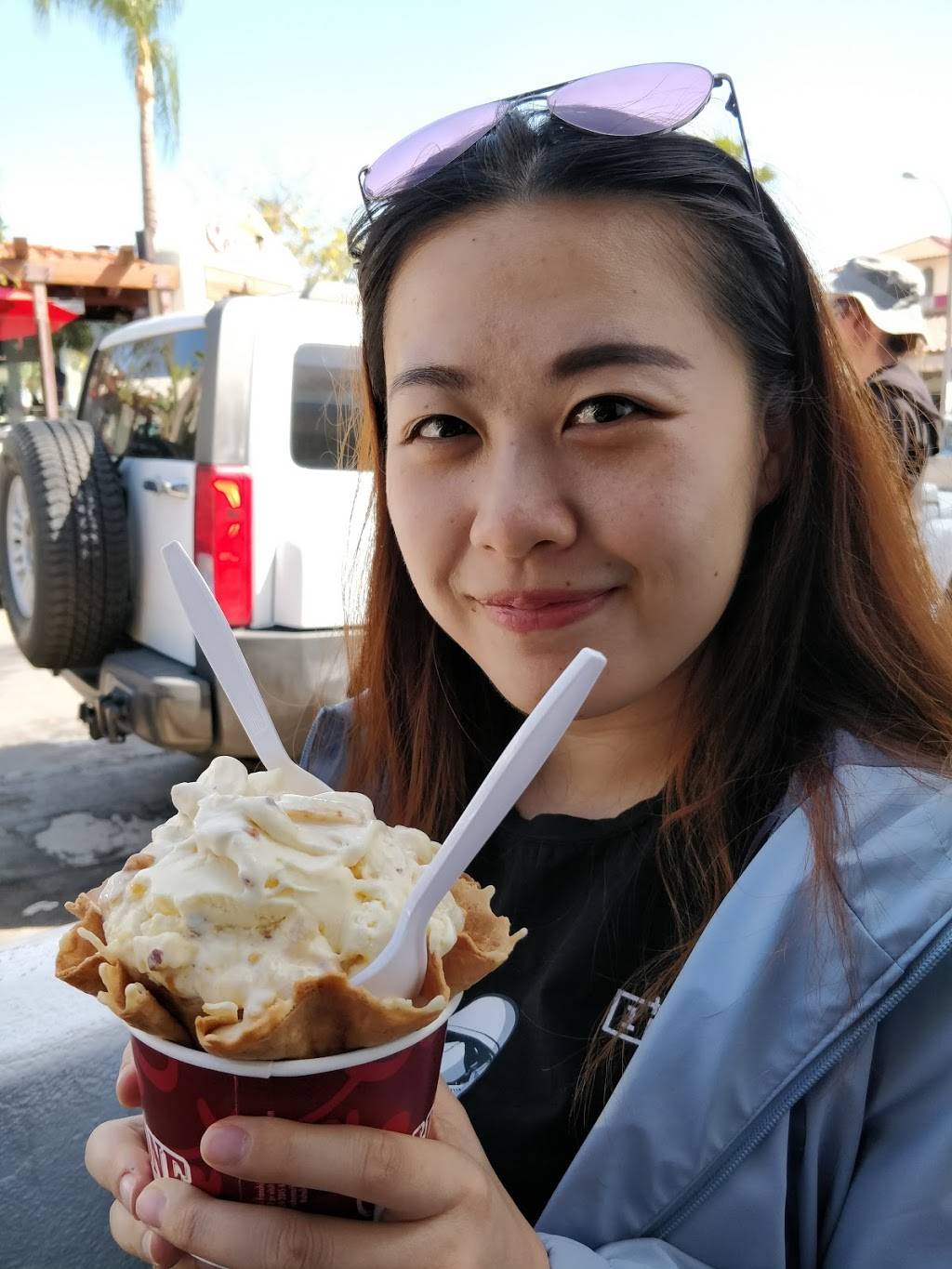 Cold Stone Creamery | bakery | 2448 San Diego Ave #C, San Diego, CA 92110, USA | 6195439057 OR +1 619-543-9057