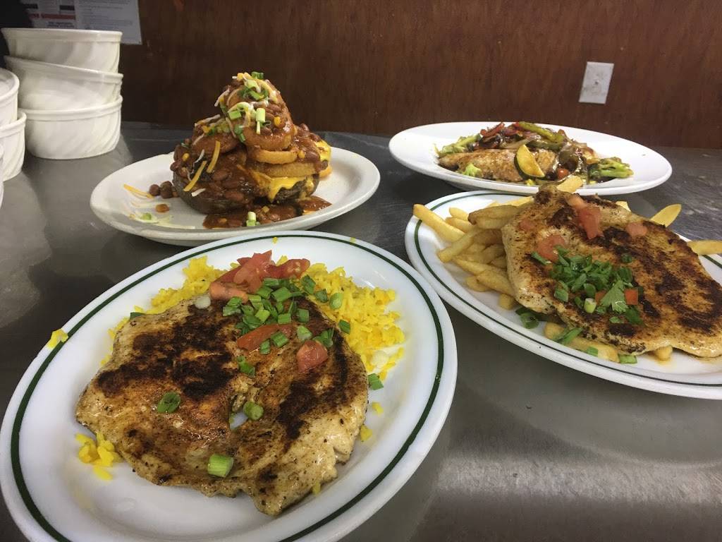 Fire By The Lake | restaurant | 3370 AL-69, Guntersville, AL 35976, USA | 2564862525 OR +1 256-486-2525