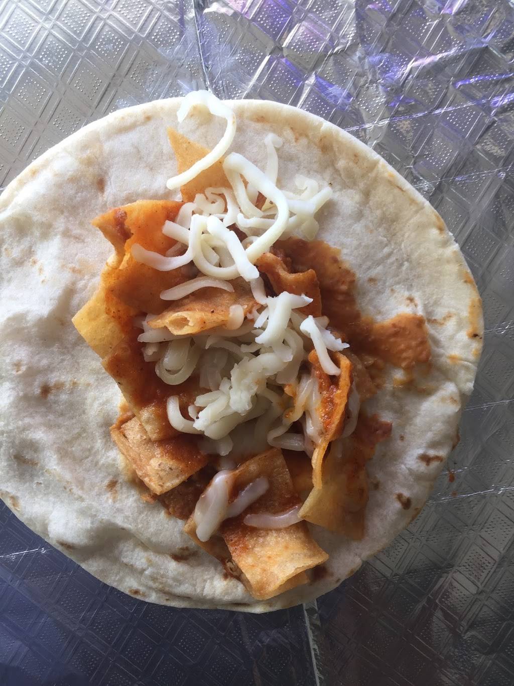 Tacos Losoya’s Express | restaurant | 6457 Camp Bullis Rd, San Antonio, TX 78257, USA | 2102942769 OR +1 210-294-2769