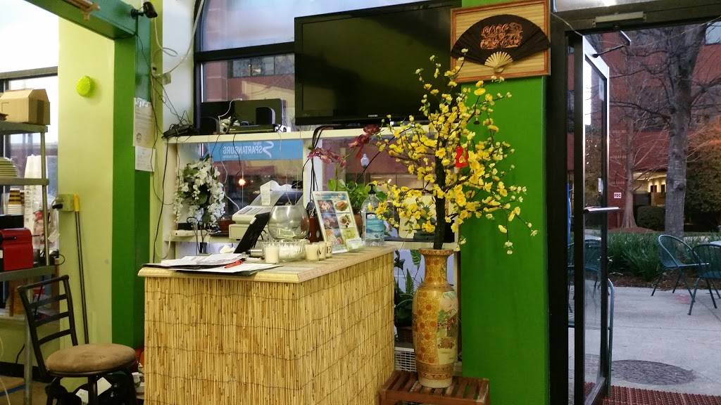 The Lemongrass Kitchen | restaurant | 121 Dunbar St, Spartanburg, SC 29306, USA | 8642056150 OR +1 864-205-6150