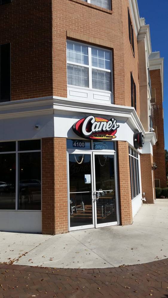Raising Canes Chicken Fingers | meal takeaway | 805 W Grace St, Richmond, VA 23220, USA | 8048281142 OR +1 804-828-1142