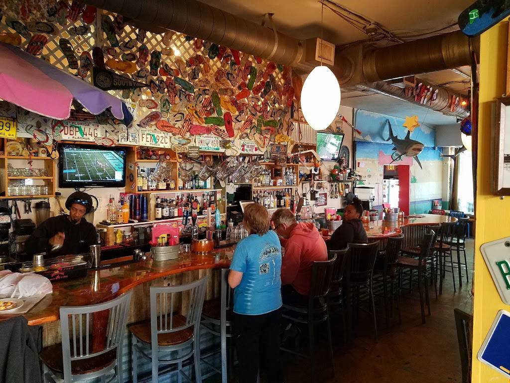 Clare & Dons Beach Shack | restaurant | 130 N Washington St, Falls Church, VA 22046, USA | 7035329283 OR +1 703-532-9283