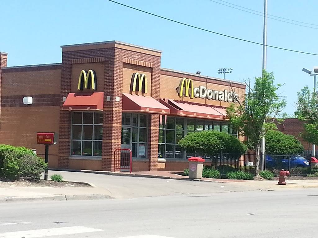 McDonalds | cafe | 5624 W Roosevelt Rd, Chicago, IL 60644, USA | 7739210329 OR +1 773-921-0329