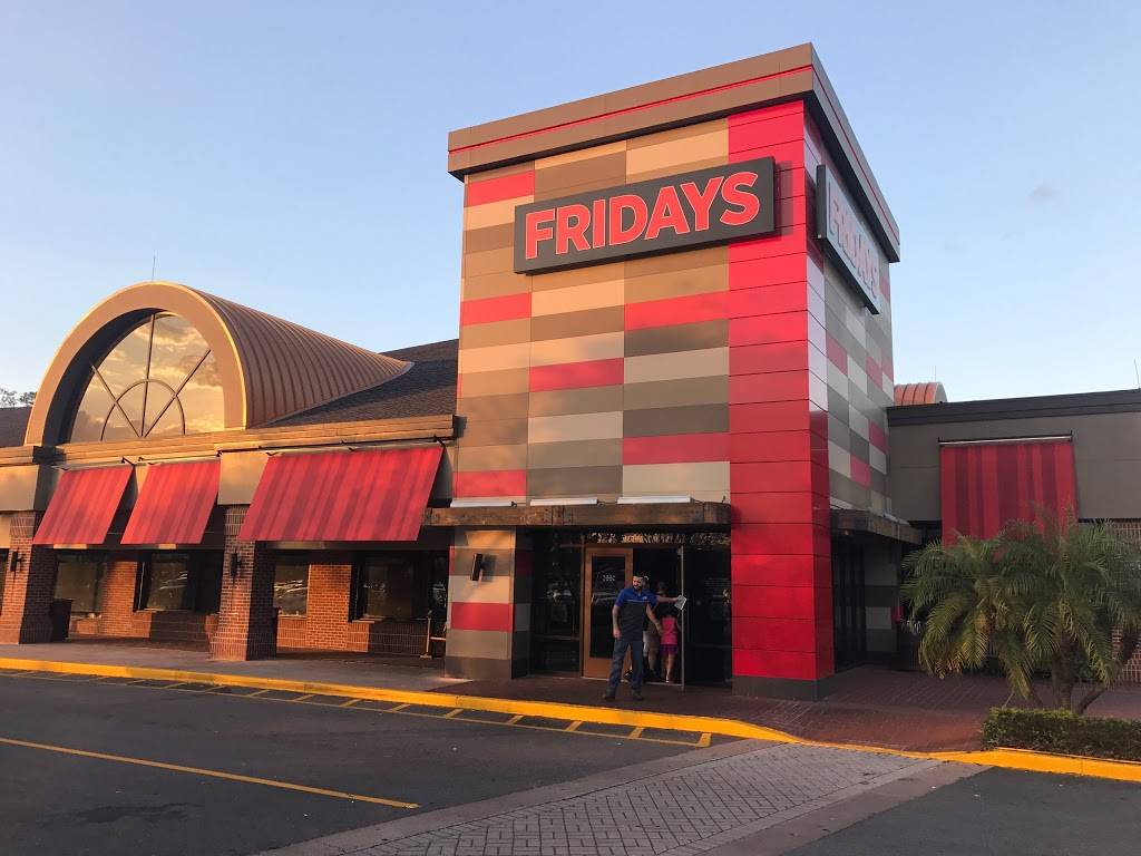 TGI Fridays | restaurant | 12543 FL-535, Lake Buena Vista, FL 32836, USA | 4078271020 OR +1 407-827-1020