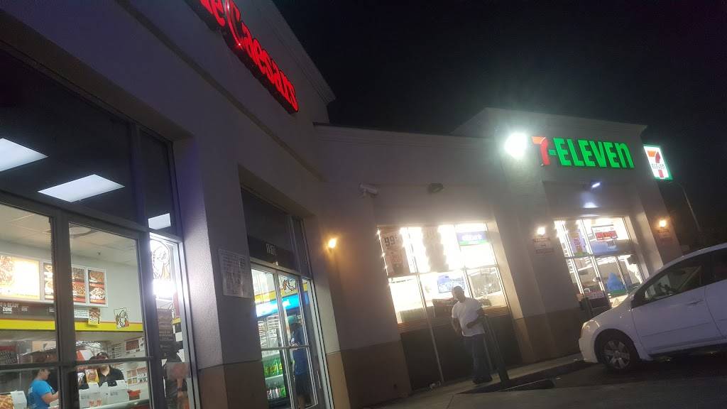 Little Caesars Pizza | meal takeaway | 1900 San Pedro St, Los Angeles, CA 90011, USA | 2137490625 OR +1 213-749-0625