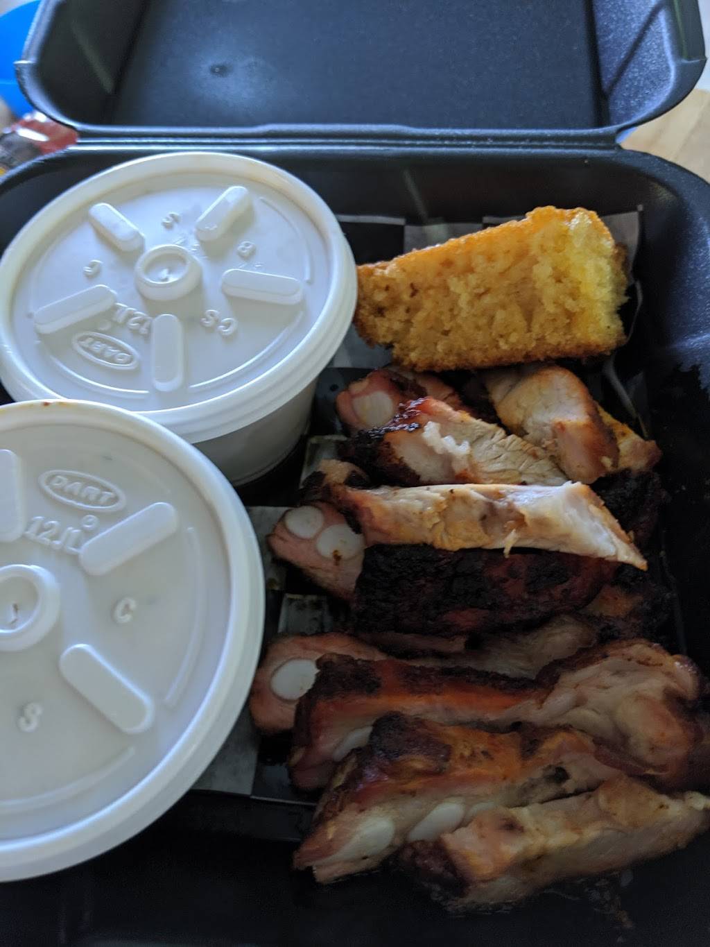 The Prized Pig | restaurant | 114 Lincolnway E, Mishawaka, IN 46544, USA | 5743875624 OR +1 574-387-5624