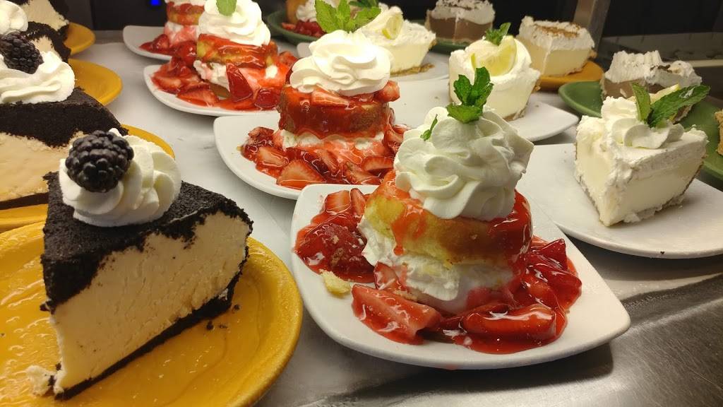 Lubys | restaurant | 5901 S Hulen St, Fort Worth, TX 76132, USA | 8172635858 OR +1 817-263-5858