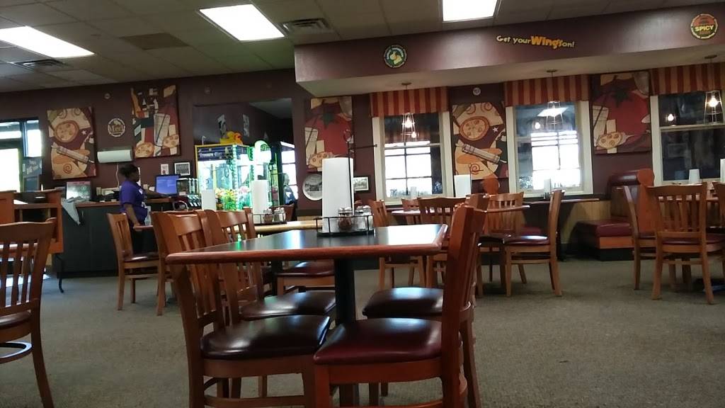 Pizza Hut | restaurant | 349 N Andy Griffith Pkwy, Mt Airy, NC 27030, USA | 3367899999 OR +1 336-789-9999