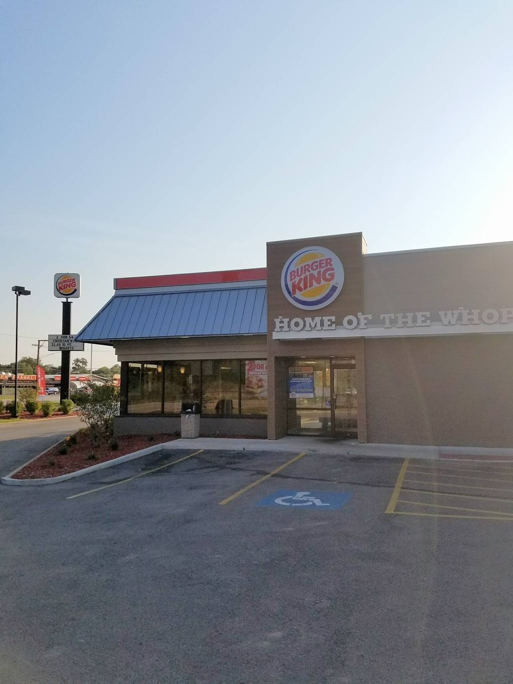 Burger King | restaurant | 715 W Baltimore St, Wilmington, IL 60481, USA | 8154762315 OR +1 815-476-2315