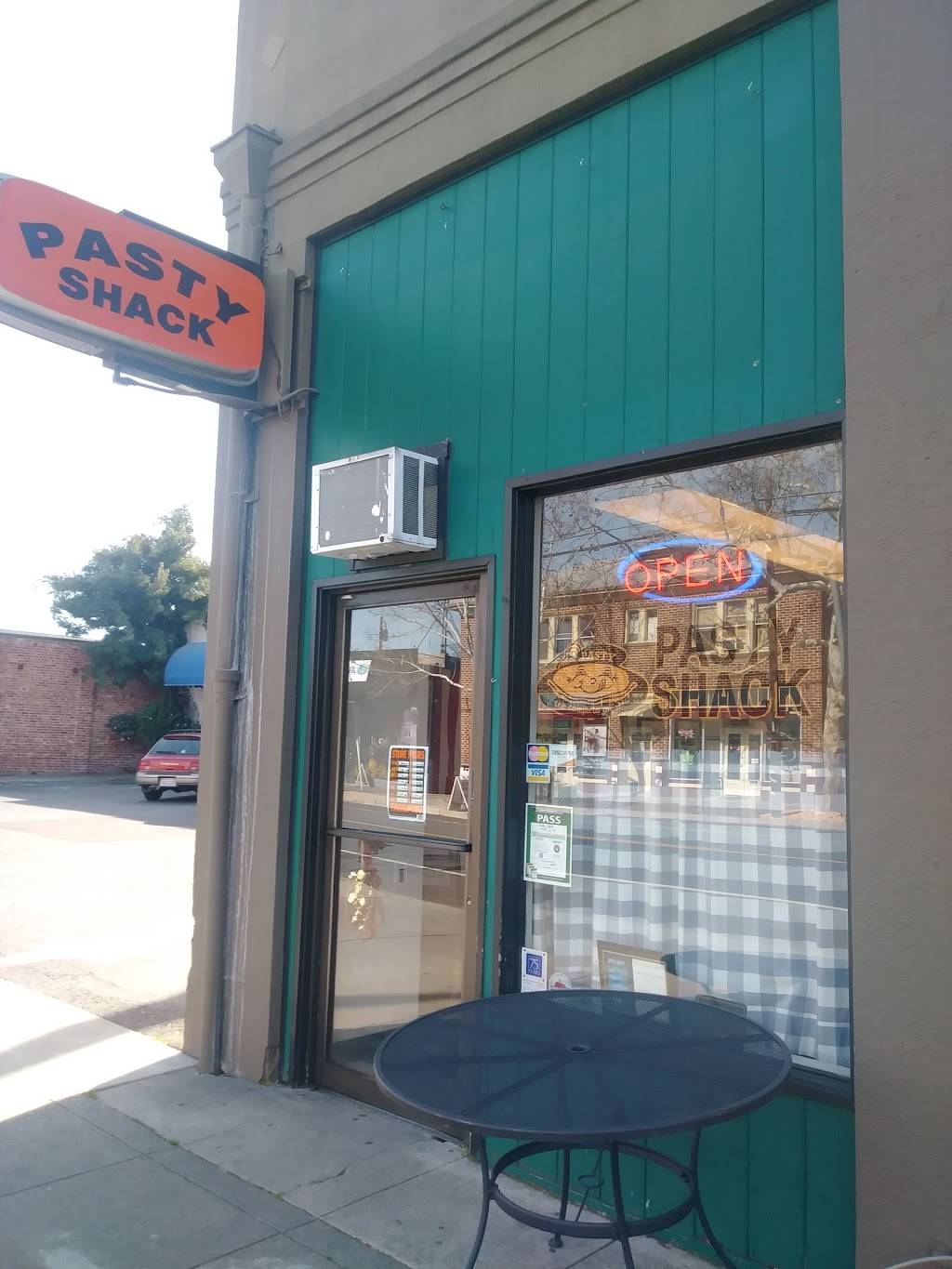 Pasty Shack | restaurant | 4746 J St, Sacramento, CA 95819, USA | 9164549630 OR +1 916-454-9630