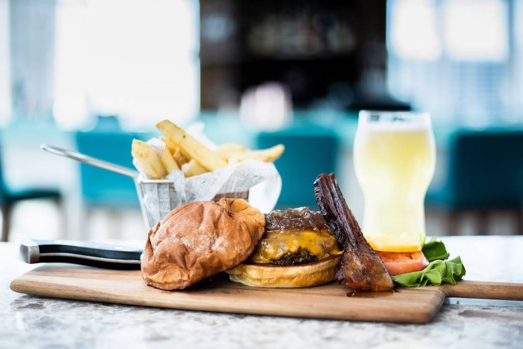 Bridges Restaurant | restaurant | 202 N Tamiami Trail, Sarasota, FL 34236, USA | 9415369107 OR +1 941-536-9107