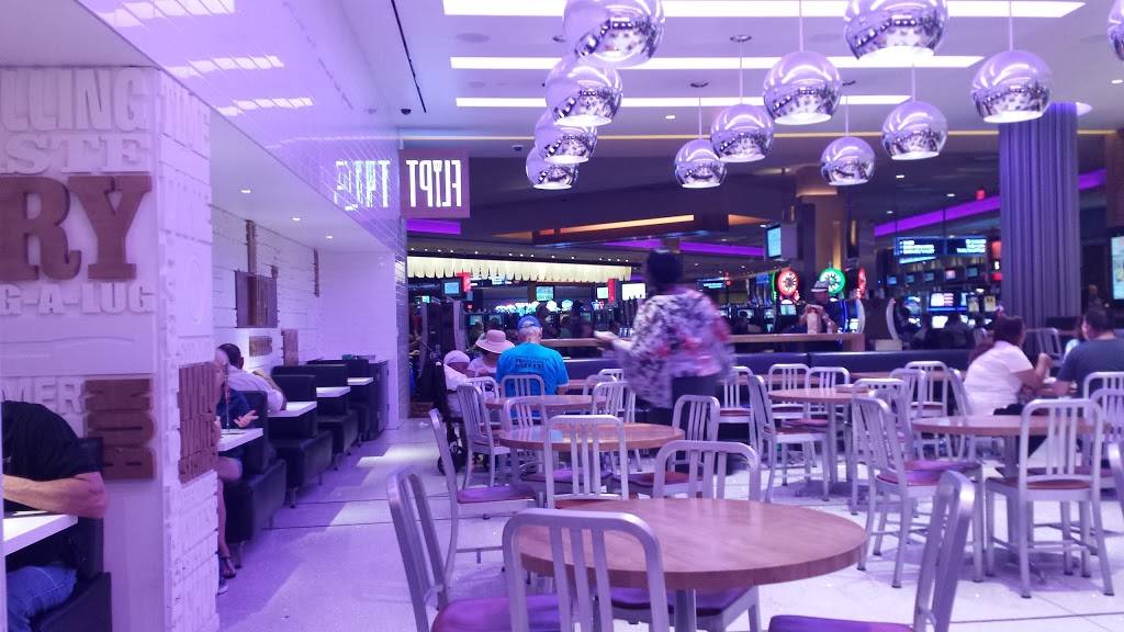 Flipt | restaurant | 3000 S River Rd, Des Plaines, IL 60018, USA | 8477950777 OR +1 847-795-0777