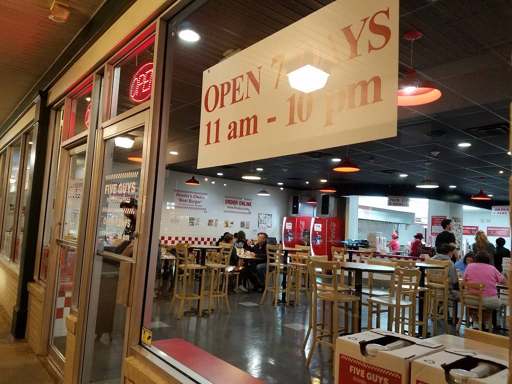 Five Guys | meal takeaway | 2217 Concord Pike, Wilmington, DE 19803, USA | 3026545489 OR +1 302-654-5489