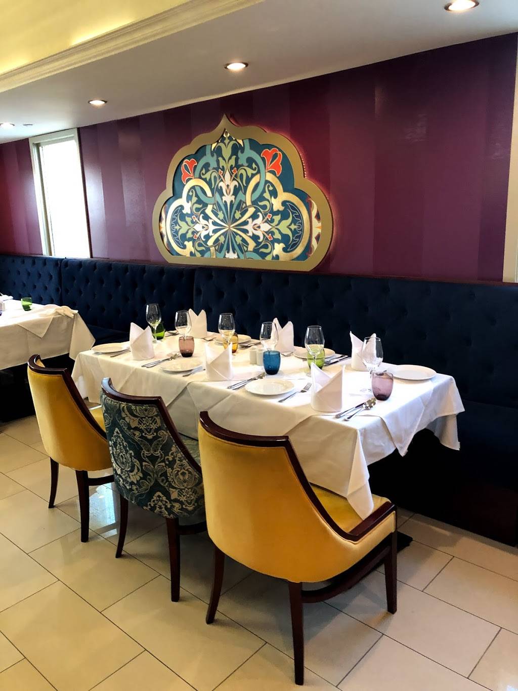 The Maharaja - A Boutique Indian Restaurant | restaurant | 4646 Heritage Hills Blvd #3, Mississauga, ON L5R 1Y3, Canada | 9055072444 OR +1 905-507-2444